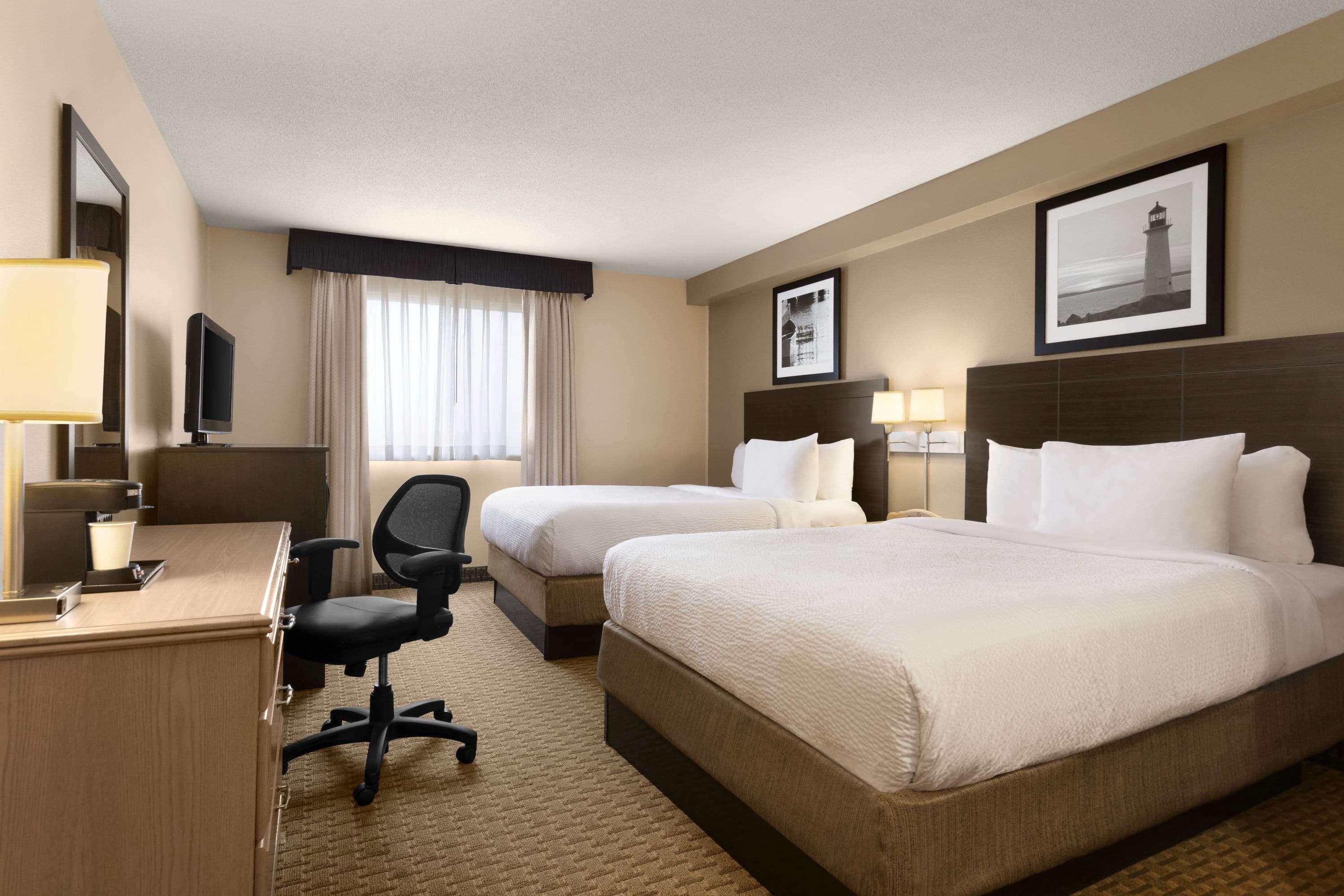 Travelodge Suites By Wyndham Монктон Экстерьер фото