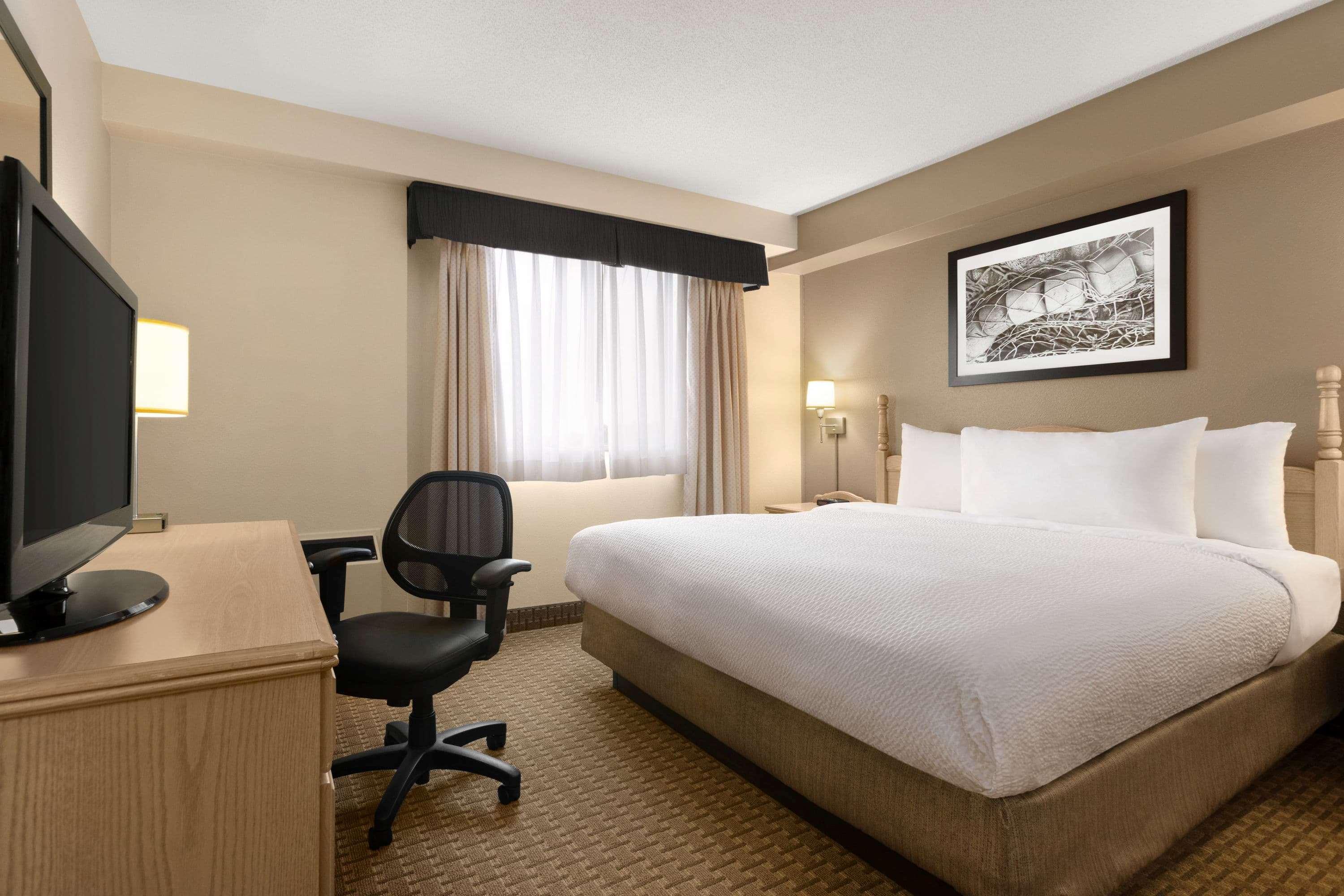 Travelodge Suites By Wyndham Монктон Экстерьер фото